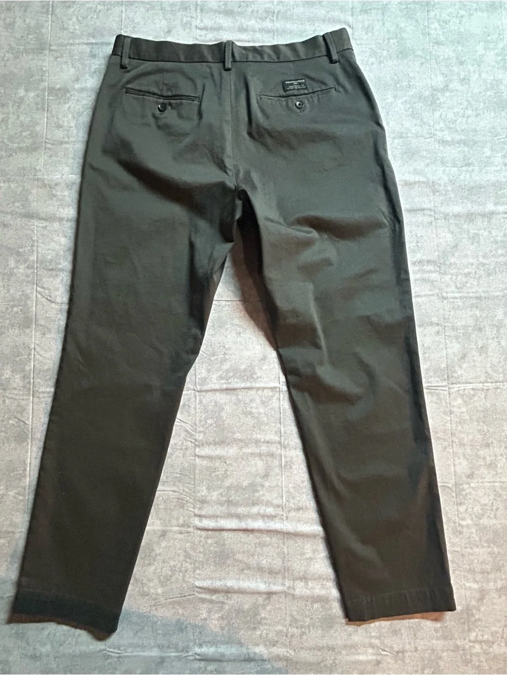 Banana Republic Men's Mason Athletic Tapered Fit Chino Pants 35x32